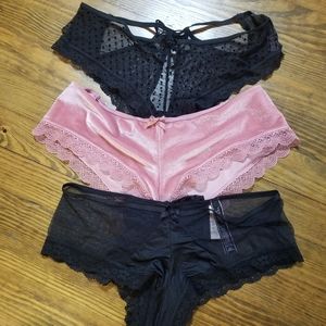Set of 3 Victoria's Secret cheeky panties NWT